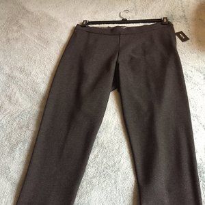 Lord &Taylor Ponte plus size Legging skinny fit, mid rise pull on